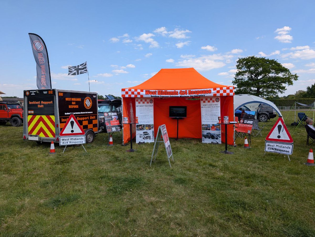 WM4x4R's tweet image. We’re at the Castlewood 4x4 Show all weekend!
Come meet the team, learn what we do &amp;amp; how to get involved!
🚙👋
📍 Castlewood, Sat 10th &amp;amp; Sun 11th May

#Castlewood4x4 #4x4Response #Volunteer #WM4x4Response