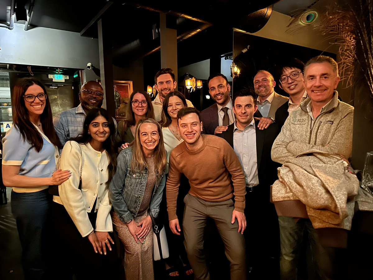 Rush_GI's tweet image. Rush GI representing at DDW 2025! 🌟Congratulations to all on their excellent presentations. Great time as always catching up with our fellows, faculty, and alumni 💚
@DDWMeeting @RushMedical
@KanikaGargMD @BSchwartzMD @AgnesManiak @ThomasWangMD @nehmemd @SanmeetSingh07