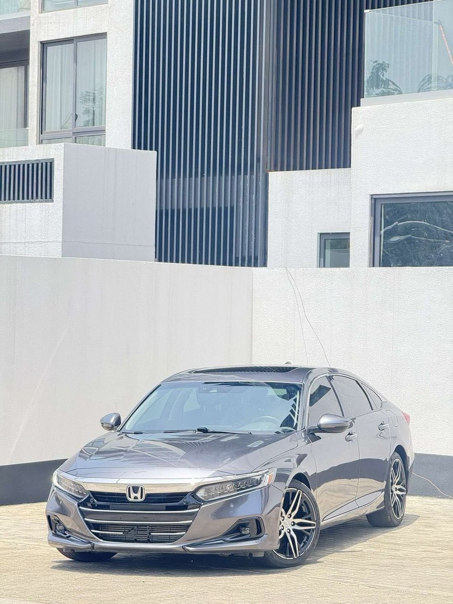 Jonathankingg_'s tweet photo. 2021 Honda accord touring 2.0T
465,000GHC
Keyless entry/exit
Heads up display 
Call/WhatsApp 0500569024 https://t.co/TFCewPIg1j