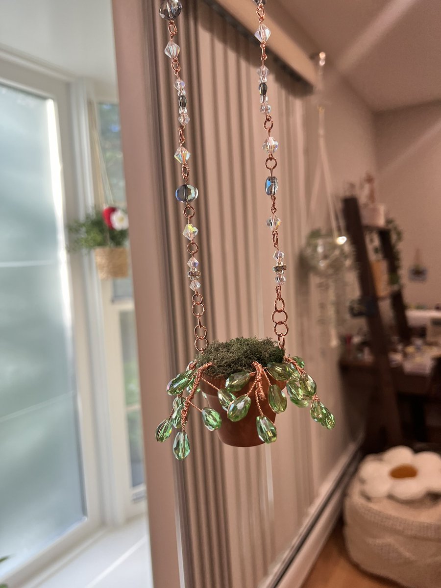 Made this cutie for my mom’s Mother’s Day gift 🪴✨