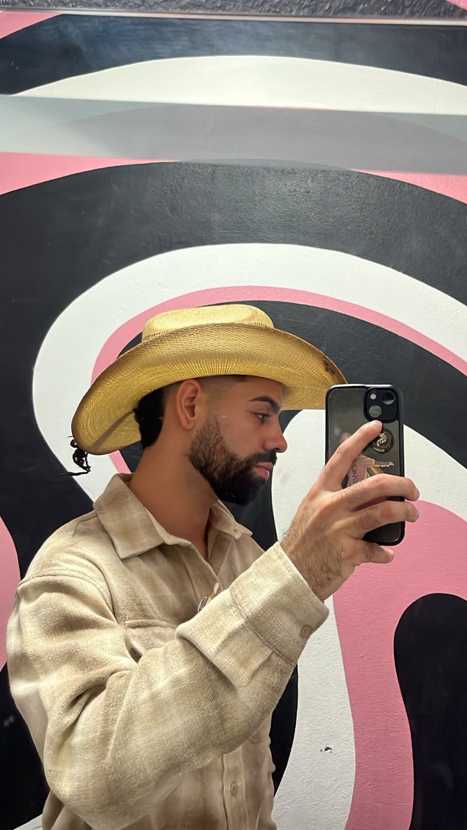 fernan1771's tweet photo. 🤠 https://t.co/FQXG0eh9jh