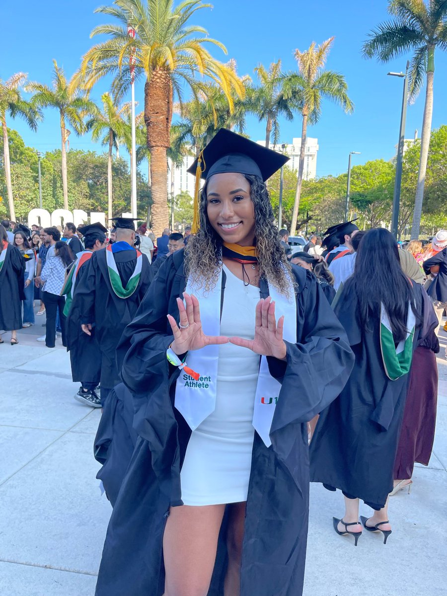 Congratulations to our graduates! 🎓 
Once a Cane, Always a Cane🙌