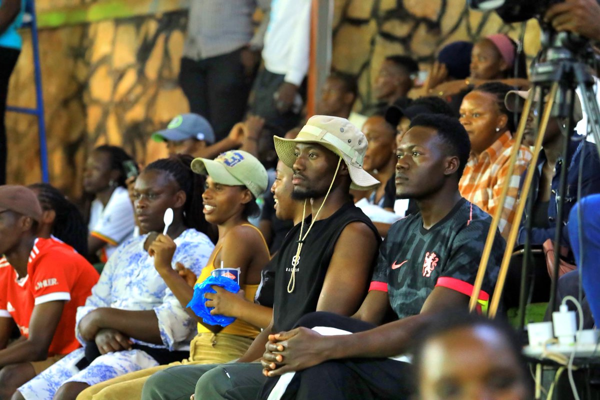 Uhandball's tweet photo. The Vibration of the ball in Kampala Uganda @ihfhandball Challenge trophy ZONE5 KAMPALA Uganda 🇺🇬
#IHFTROPHYZONE5KAMPALA
#HandballTime https://t.co/P9tC51ZLtP