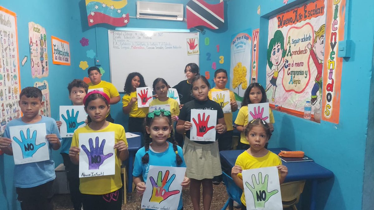 UNICEF Eastern Caribbean (@unicefeca) on Twitter photo No al abuso infantil 💙🎨🧒🏽
In Trinidad & Tobago, migrant and displaced children in UNICEF & <a href="/eu_echo/">EU Civil Protection & Humanitarian Aid 🇪🇺</a> supported Child Friendly Spaces are using art and music to call for an end to violence and abuse.
#ForEveryChild #EndViolence No al abuso infantil 💙🎨🧒🏽
In Trinidad & Tobago, migrant and displaced children in UNICEF & <a href="/eu_echo/">EU Civil Protection & Humanitarian Aid 🇪🇺</a> supported Child Friendly Spaces are using art and music to call for an end to violence and abuse.
#ForEveryChild #EndViolence