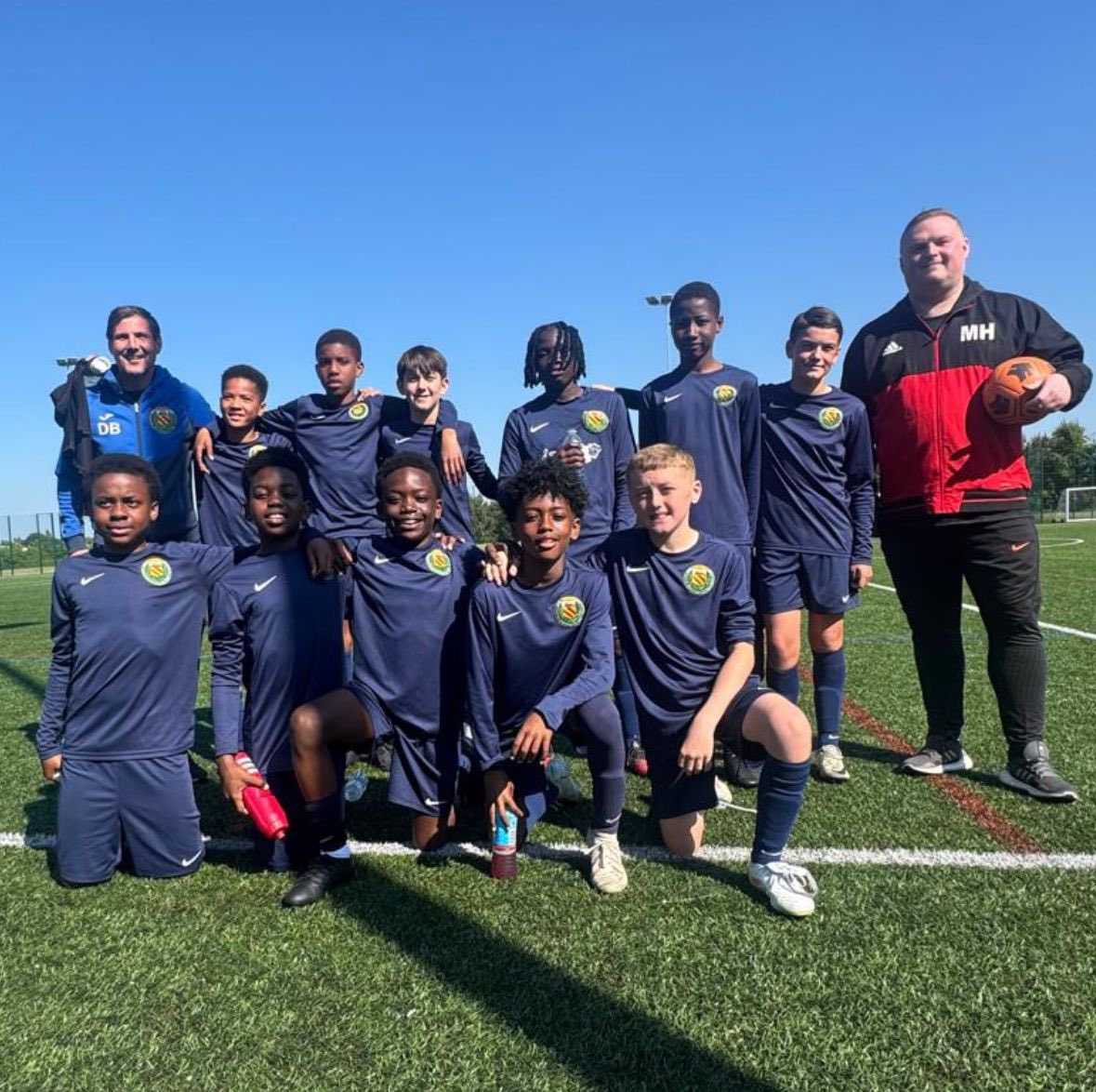 Fantastic performance from our U12’s this morning winning 5-1 in the NW cup away to Knowsley in a highly competitive game 

Goals from Rimmer, Dugbere and another hat trick for Appiah sealed the win 

MoM today was R Smith who was excellent throughout 

⚽️🐝