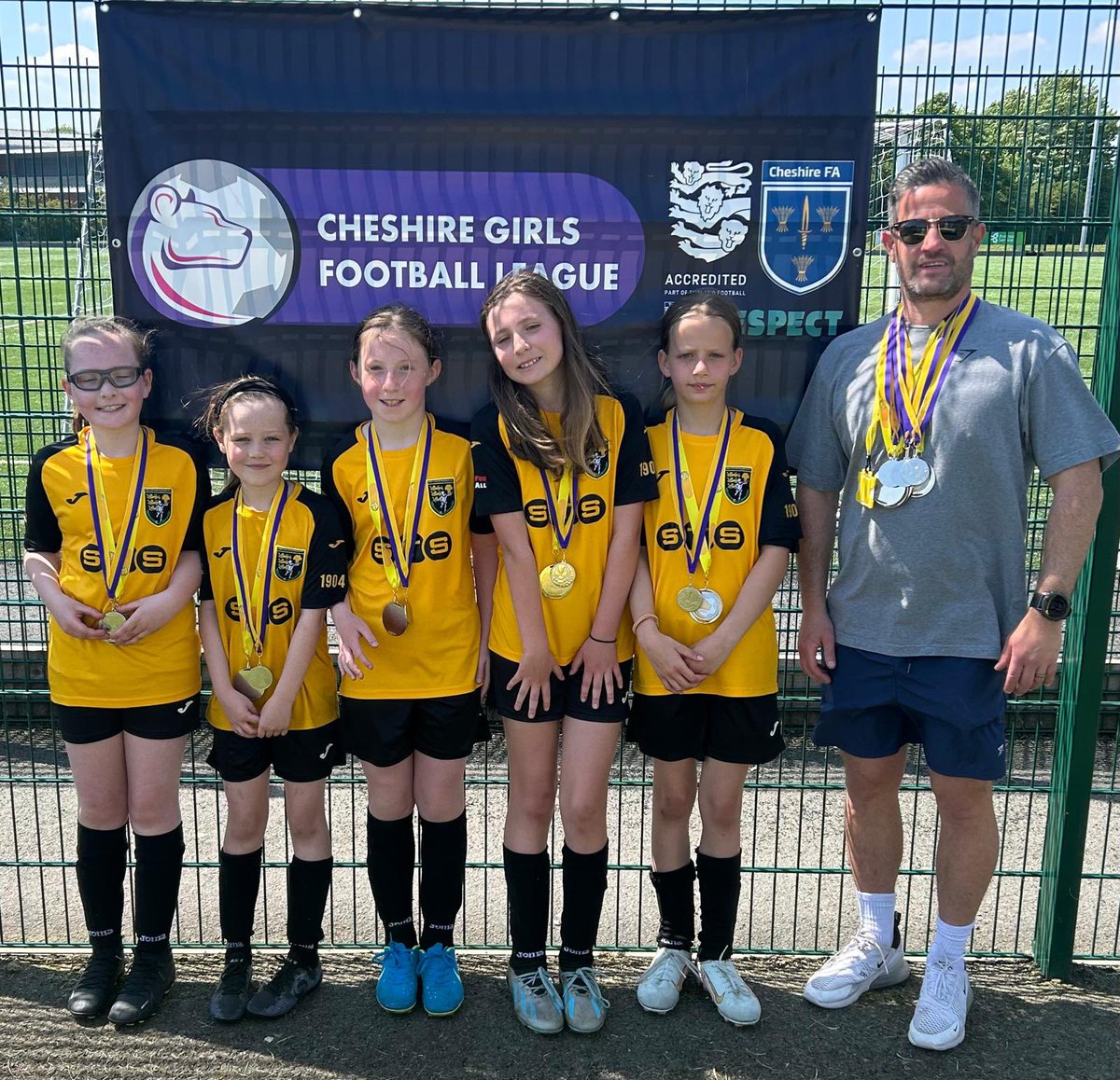CGFL - Chester Division (@cgflchester) on Twitter photo It was the end of the League season for most of our teams today <a href="/KGVSportsHub/">King George V Community Sports Hub</a> . All games were cup competitions.
U10s winners were Upton Pumas who beat Chester Nomads Zebras
Well done girls It was the end of the League season for most of our teams today <a href="/KGVSportsHub/">King George V Community Sports Hub</a> . All games were cup competitions.
U10s winners were Upton Pumas who beat Chester Nomads Zebras
Well done girls
