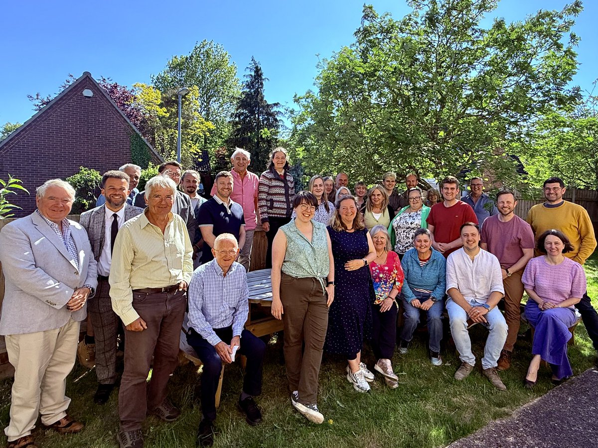 Alex Beckett 🔶 tweet media