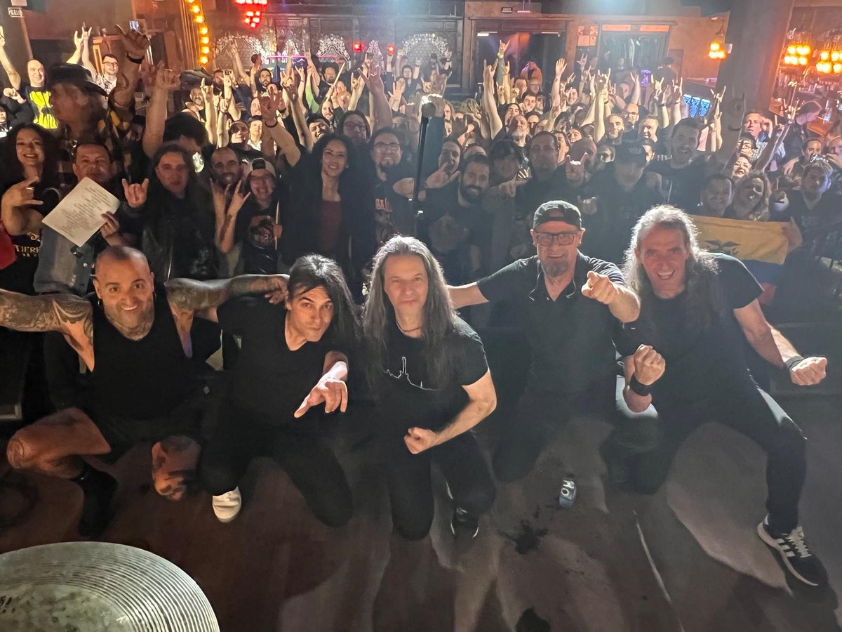 Gracias Pamplona por el gran apoyo que nos disteis anoche, hasta la próxima #UnViajeEpicoTour <a href="/Maldito_Records/">Maldito Records</a>