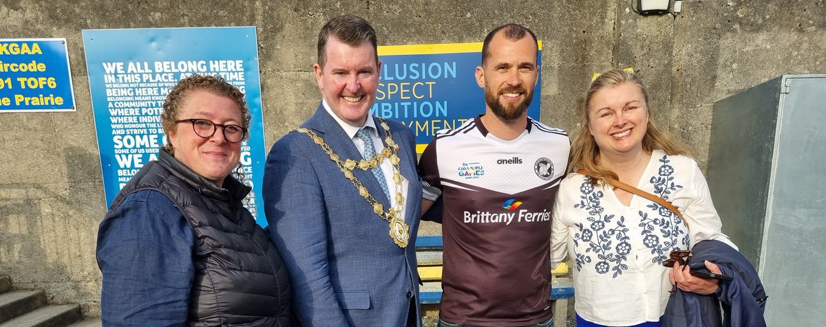 GalwayLorient (@galwaylorient) on Twitter photo Very 1st ever game 15 aside for <a href="/brittanygaa/">Brittany GAA</a> in Ireland with <a href="/skgaa/">skgaa</a> . Amazing game & amazing welcome to kick off #BrittanyFestGalway2025 ! <a href="/BrittanyFerries/">Brittany Ferries</a> <a href="/GalwayCityCo/">Galway City Council</a> <a href="/FranceinIreland/">France in Ireland 🇫🇷 🇪🇺</a> #StayTunedStayTwinned Very 1st ever game 15 aside for <a href="/brittanygaa/">Brittany GAA</a> in Ireland with <a href="/skgaa/">skgaa</a> . Amazing game & amazing welcome to kick off #BrittanyFestGalway2025 ! <a href="/BrittanyFerries/">Brittany Ferries</a> <a href="/GalwayCityCo/">Galway City Council</a> <a href="/FranceinIreland/">France in Ireland 🇫🇷 🇪🇺</a> #StayTunedStayTwinned