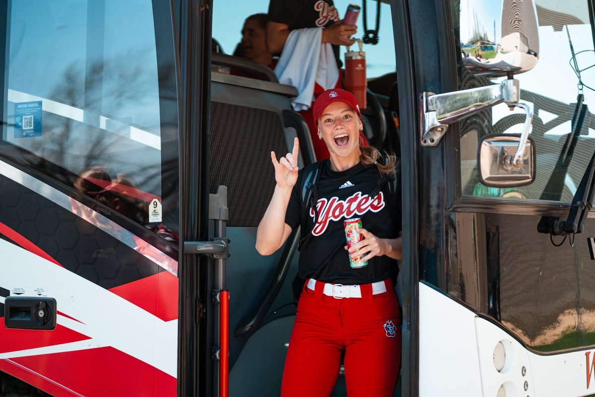 South Dakota Softball tweet media