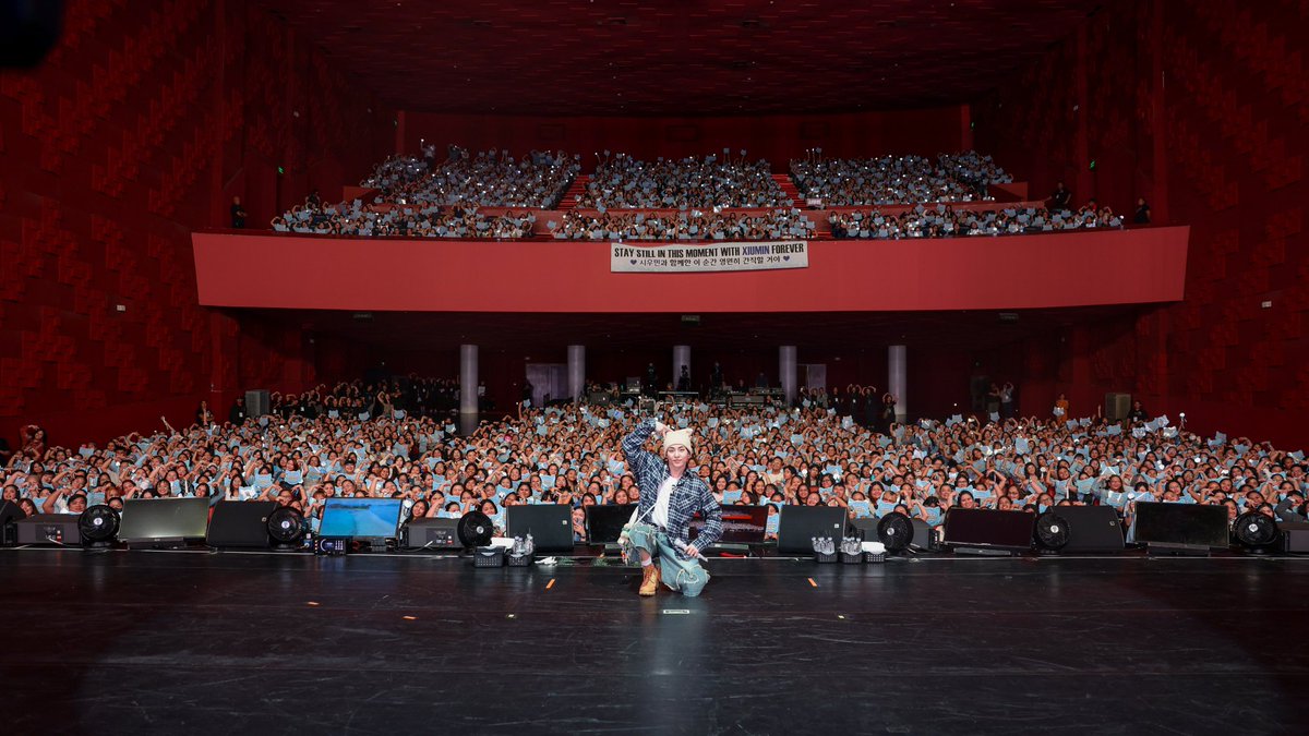 EXOPhils's tweet photo. Our POGIXIU! @XIUMIN_INB100 ❄️

Thank you for spending a good time with us here in Manila...you truly make each and everyone of us laugh and enjoyed all your stage performance!

MAHAL KA NAMIN 

SEE YOU NEXT TIME 💚❤️💙

#XIUMIN #시우민 #Xtimes #XtimesAsiaTour #XtimesMANILA #XIUMINinMANILA2025