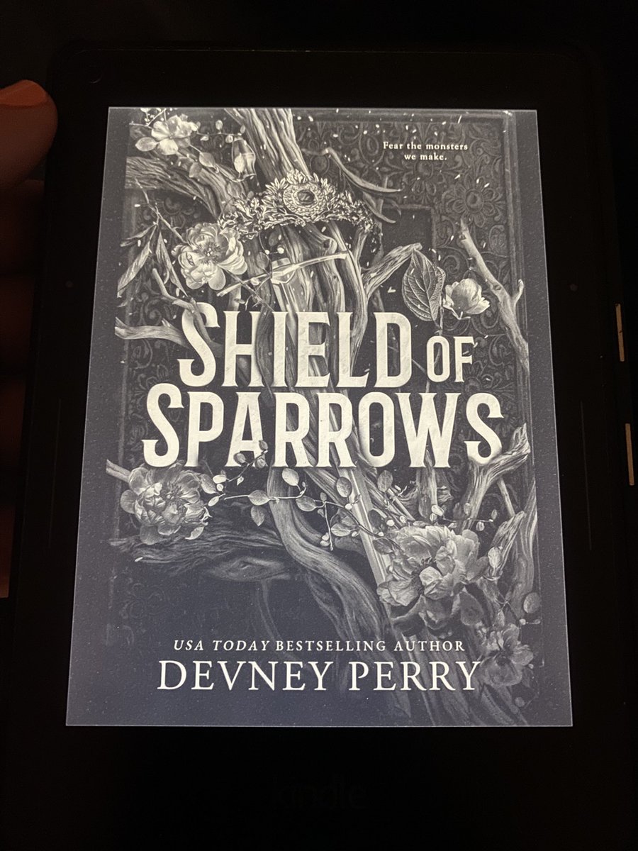 Gabby_K30's tweet image. Reading ambiance!!! ✅
Book on my Kindle ✅ 📖
Cup of Coffee ✅ ☕️
#ShieldOfSparrows #DevneyPerry