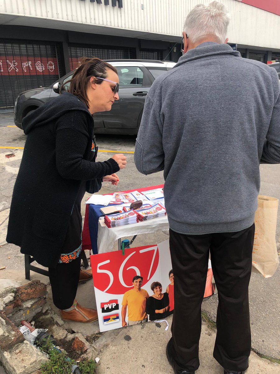 PVP | Espacio 567 | Frente Amplio (@pvp_espacio567) on Twitter photo La barra no pará por el Oeste y Malvín Norte para Revolucionar Montevideo con <a href="/Veropr2810/">Vero Piñeiro</a>.
Votá a #VerónicaIntendentaConLa567 y el gran equipo de Ediles y Edilas de la Izquierda Viva.
Votá gente común y desde abajo como vos 🫵🏼.
#PVP50años
#IzquierdaViva La barra no pará por el Oeste y Malvín Norte para Revolucionar Montevideo con <a href="/Veropr2810/">Vero Piñeiro</a>.
Votá a #VerónicaIntendentaConLa567 y el gran equipo de Ediles y Edilas de la Izquierda Viva.
Votá gente común y desde abajo como vos 🫵🏼.
#PVP50años
#IzquierdaViva