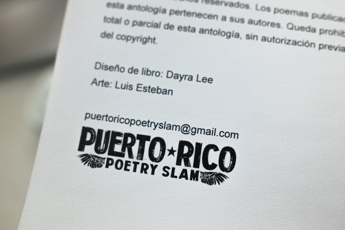 Last January I was given the task to illustrate the poet portraits for this year's Puerto Rico Poetry Slam anthology. Over its 30 so pages, The poets talk about everything from sunny days and rainy nights, and those rainbows between them.
Special thanks to SlamMaster Dayra Lee!