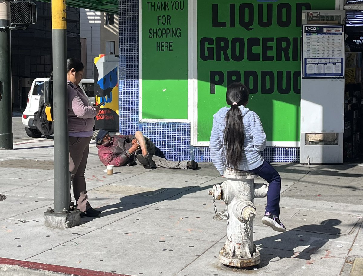 derabkin's tweet image. Can’t figure out why people don’t want to raise kids in SF