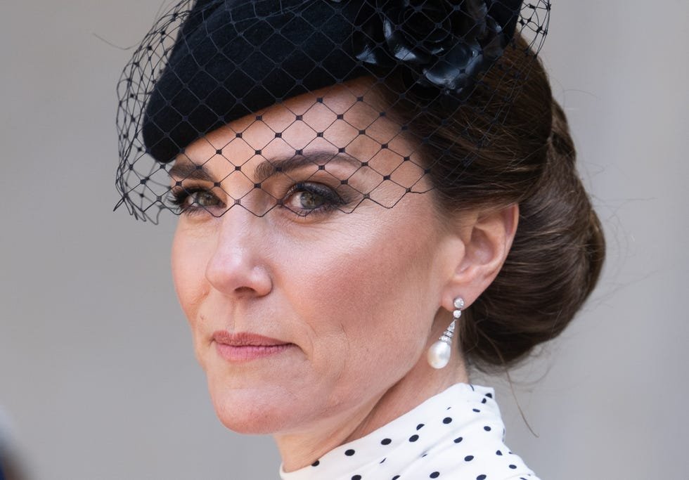 christo34036850's tweet image. Royal Day All  #WeekendVibes  ♔HRH #TimelineCleanse #QueenBee #frockingFabulous #FutureQueen 🏴󠁧󠁢󠁷󠁬󠁳󠁿#CatherinePrincessOfWales #PrincessCatherine #RoyalFamily #iconic #ghd #13YearsofWillandKate #RoyalMuse #GetWellSoon