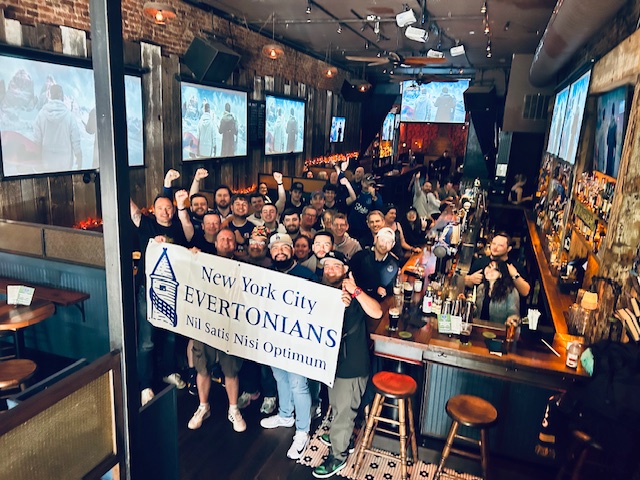 turnmillnyc's tweet image. EVERTON 3 - 0 Fulham UP THE TOFFEES!!!!
#COYB ! ⚽️ @Everton @EvertoninUSA @EvertonUSA @NAToffees @nyc_evertonians @EFC_FansForum #toffeebrekkyready 😎 WOOOOO!!!