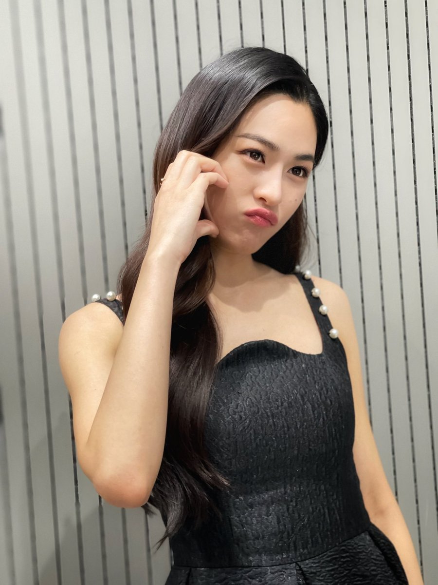 ขอ 800k ภายในเที่ยงคืนนี้เถอะๆ ให้กันได้ไหมม 😍

LINGLING MANAGER KAFELAKU
#KafelakuCoffeexLingling