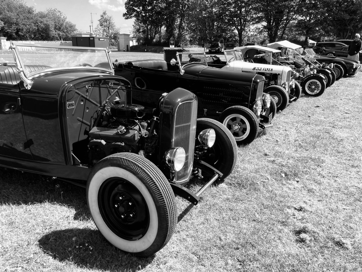 Nice of Bristol Kroozers to come along today at the ⁦<a href="/BristolPegasus/">Bristol Pegasus MC</a>⁩ Sprint ⁦<a href="/CastleCombeUK/">Castle Combe Circuit</a>⁩