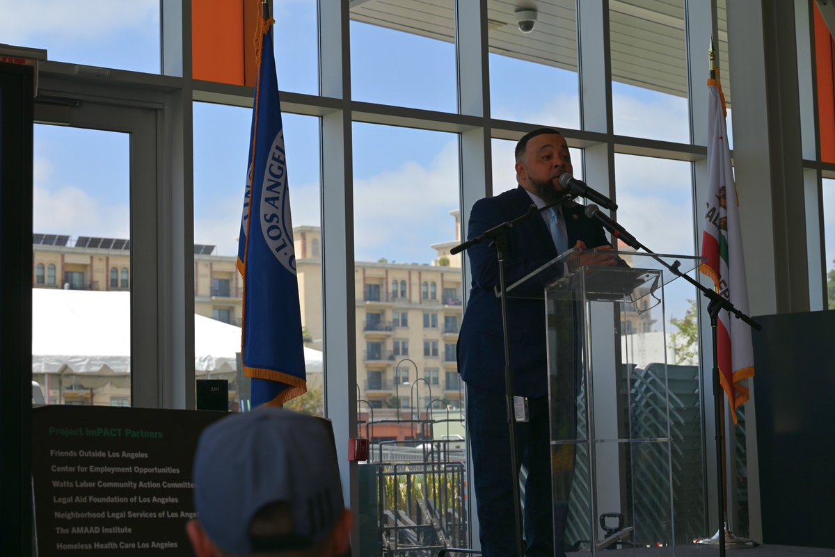 LACountyRHAC's tweet photo. Kudos ✨to our RHAC Policy Advocate,  Gilbert Johnson, for his incredible presence and dedication at this year’s Project Impact Reentry Resource Fair, held at Los Angeles Trade-Tech College.

#ReentryMatters #SocialJustice #CommunityEmpowerment #EquityForAll #ProjectImpact #RHAC https://t.co/r8sb1LbdQL