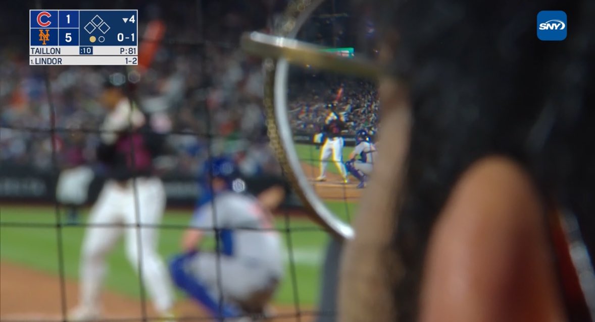 Shot by cameraman Pete Stendel. His style is unmistakable. A true #Baseballiscinema advocate for our SNY broadcast
