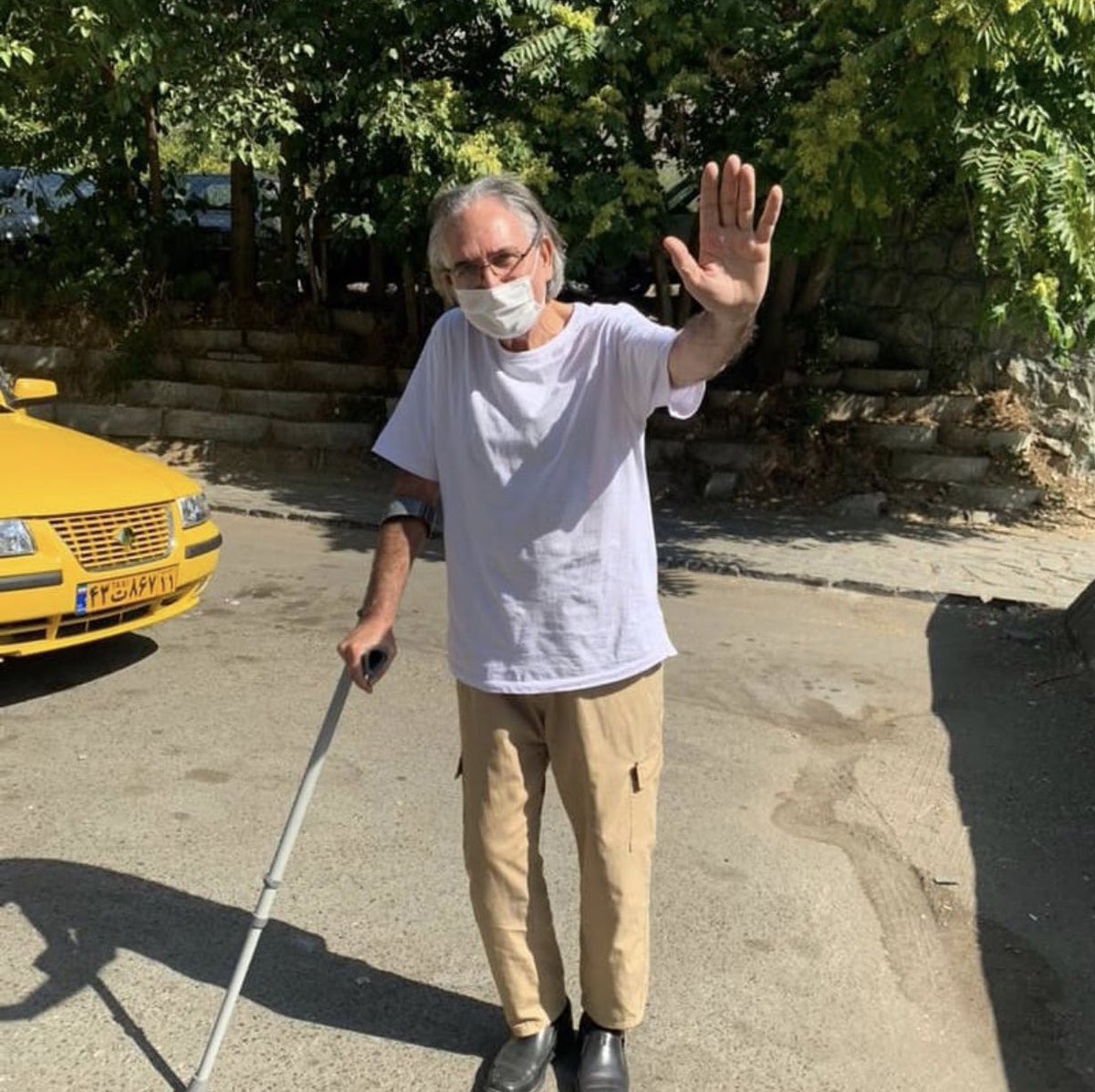 او درد کشید، اما وجدانش را نفروخت؛  او را تنها نگذاریم.
#LiberateNourizad
#محمد_نوریزاد