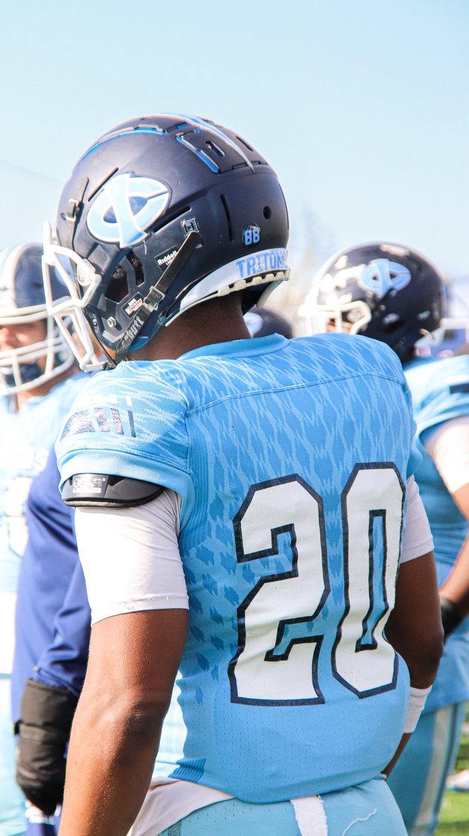 Aiden Burrell-Warfield (@burrellaiden) on Twitter photo 5'11 201lbs Safety/ Nickel
AA in hand
Iowa central CC
Fall film-hudl.com/v/2QHG6h
<a href="/TritonNation/">Iowa Central Football</a> <a href="/CoachConleyDC/">Jeremy Conley</a> <a href="/Smiley_2raw/">Coach smiley</a> <a href="/coachJClegg/">Justice Clegg</a> 5'11 201lbs Safety/ Nickel
AA in hand
Iowa central CC
Fall film-hudl.com/v/2QHG6h
<a href="/TritonNation/">Iowa Central Football</a> <a href="/CoachConleyDC/">Jeremy Conley</a> <a href="/Smiley_2raw/">Coach smiley</a> <a href="/coachJClegg/">Justice Clegg</a>