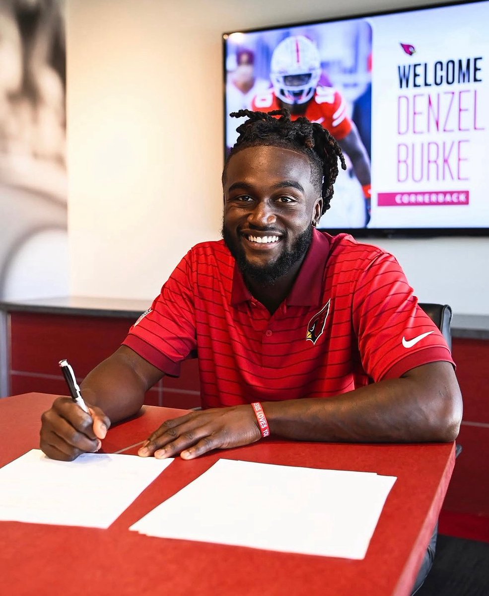 Signed &amp; sealed ✍️ 
    
<a href="/DenzelBurke10/">Denzel Burke</a> x <a href="/AZCardinals/">Arizona Cardinals</a>