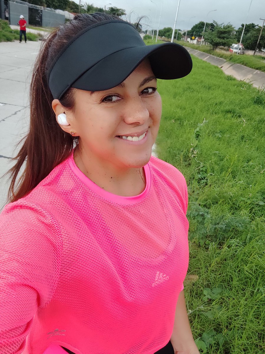 Neidy Villarroel (@neidyvillarroe1) on Twitter photo Se cumplió con la planificación semanal running y entrenamiento de fuerza 💪🏻💯🔥
<a href="/CorroAMiPaso/">Corro A Mi Paso 🇲🇽</a> <a href="/ManicomioRunner/">Manicomio Runner \m/ 🤪 \m/</a> <a href="/MeEncantaCorrer/">Me Encanta Correr</a> <a href="/SoyCorredora/">Soy Corredora</a> Se cumplió con la planificación semanal running y entrenamiento de fuerza 💪🏻💯🔥
<a href="/CorroAMiPaso/">Corro A Mi Paso 🇲🇽</a> <a href="/ManicomioRunner/">Manicomio Runner \m/ 🤪 \m/</a> <a href="/MeEncantaCorrer/">Me Encanta Correr</a> <a href="/SoyCorredora/">Soy Corredora</a>