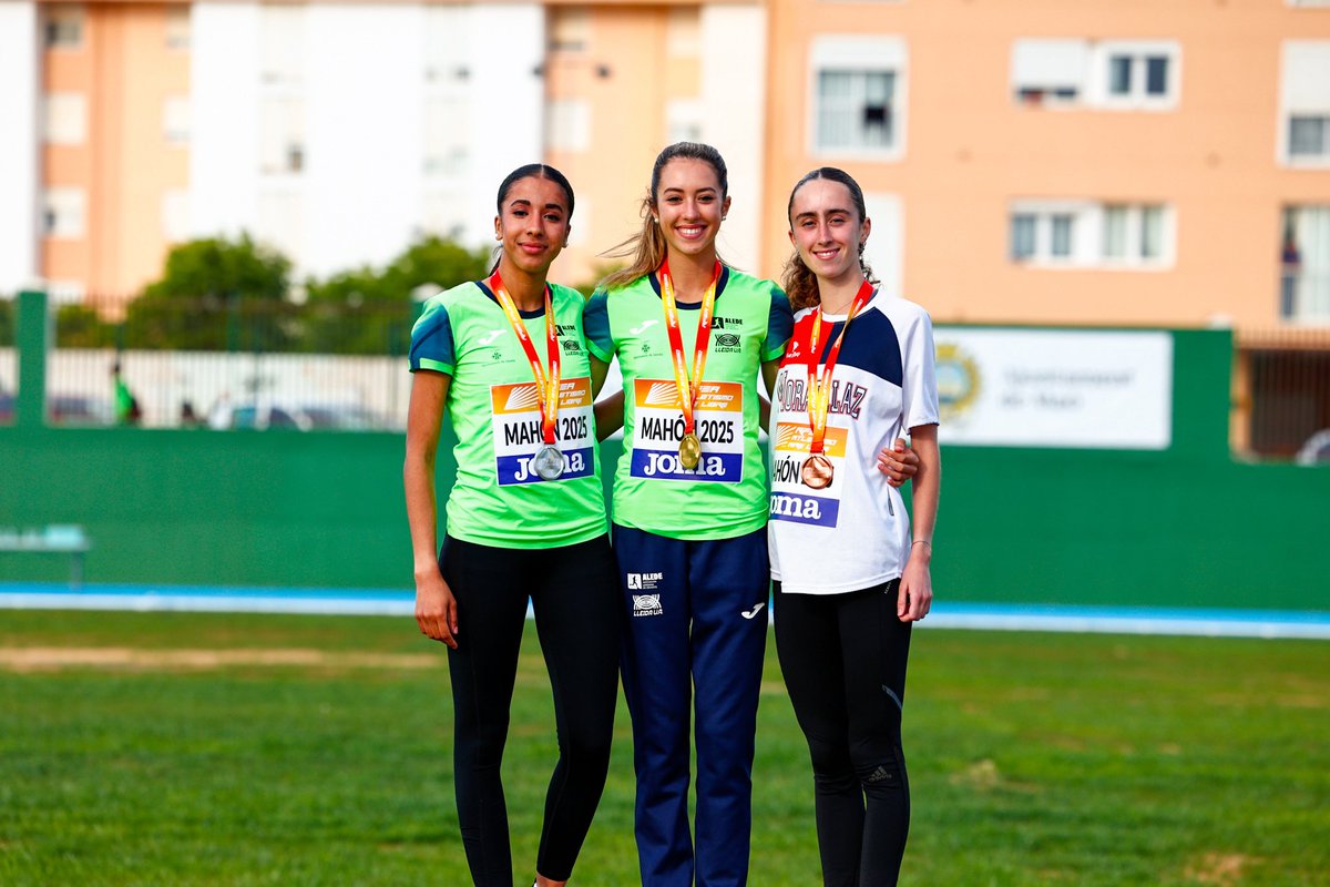 atletismoRFEA's tweet photo. 🏆 Podio 5000m sub20 🚺 #CEfondo 

🥇 Carla Ferrara ⏱️ 16:47.18
🥈 Marwa El Khouya ⏱️ 16:53.38
🥉 Daniela Rubio ⏱️ 17:01.65

📊 https://t.co/2ujQKww2on
📺 @LaLigaPlus https://t.co/8GF0cjQB8t
