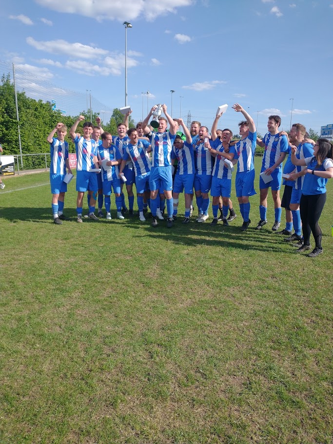 Congratulations <a href="/FramptonFc/">Frampton United FC</a> Les James League Cup Winners sponsored by <a href="/BocaTeamwear/">Boca Teamwear Ltd</a>