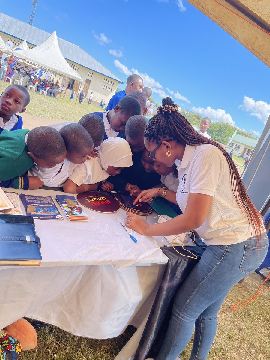 Shule Direct tweet media