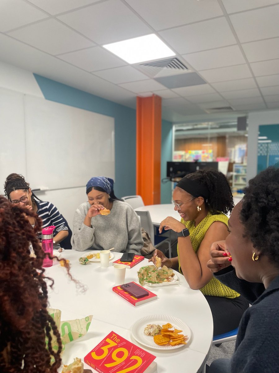 Check out our review of the “392” by Ashley Hickson-Lovence! 

Highly rated amongst our book club community &amp; I couldn’t agree more! 🤩

Read more on our blog &amp; join us next time : lafiyahealth.co.uk/shelfinterest