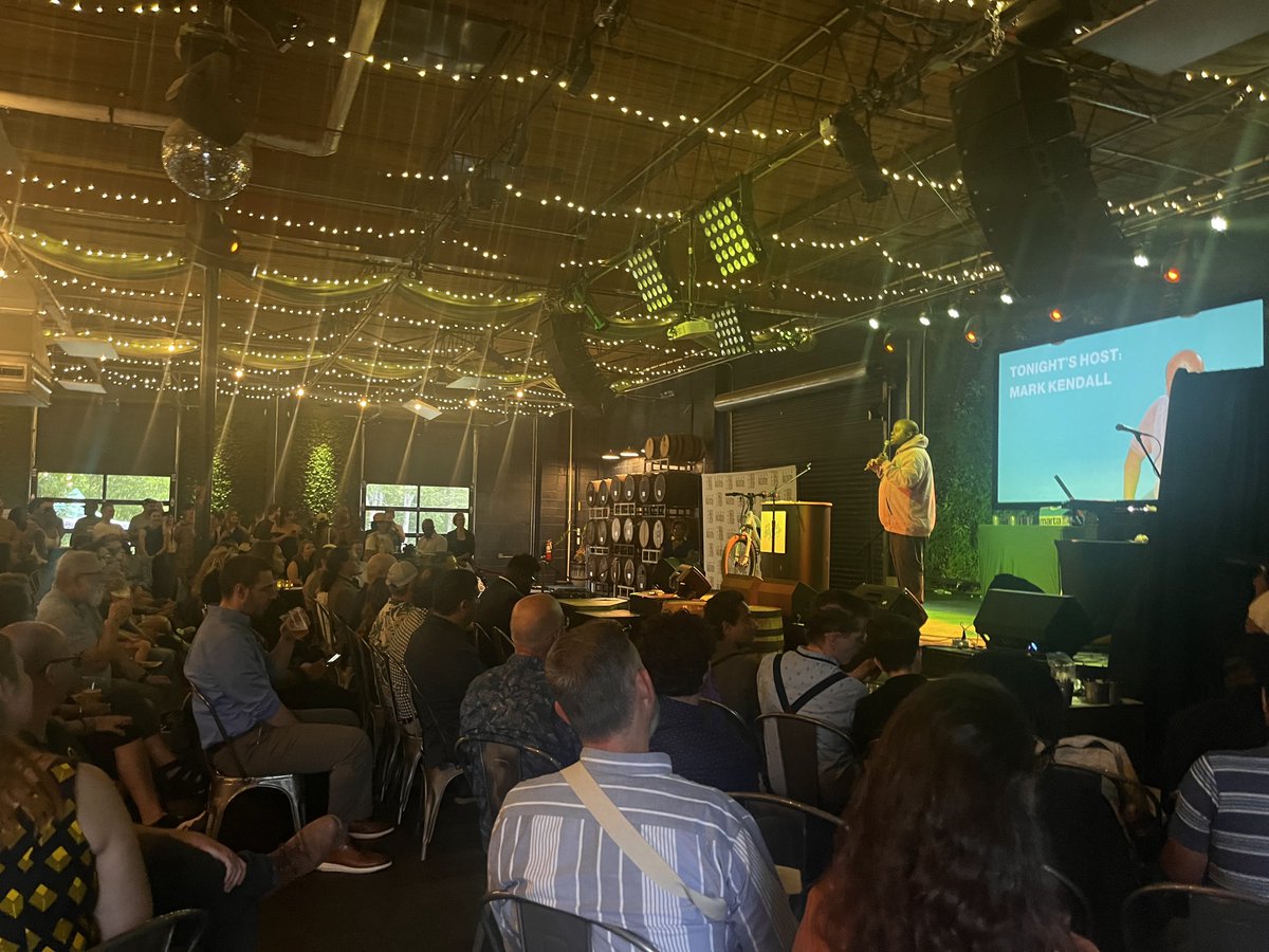 Walking from West End <a href="/MARTAtransit/">MARTA</a> to the <a href="/letspropelatl/">Propel ATL</a> Blinkies Ceremony definitely leaves something to be desired. Great event however and congrats to the award winners!