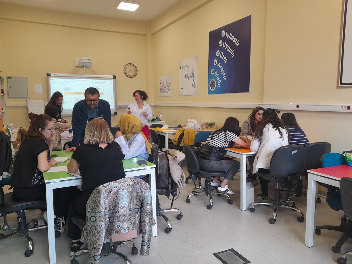 ytustemlab's tweet photo. 10.05.2025 tarihinde okul öncesi öğretmenlerimizle gerçekleştirdiğimiz STEM Eğitiminin ilk gününü başarıyla tamamladık.
STEM'in temel kavramlarını, uygulamalarını ve basit malzemlerle etkinlik örneklerini keşfettik.
@msamitopcu @YildizEdu @YTUSEM 
#ytüstemlab #STEM #STEMEğitimi https://t.co/w2dreKpjj2