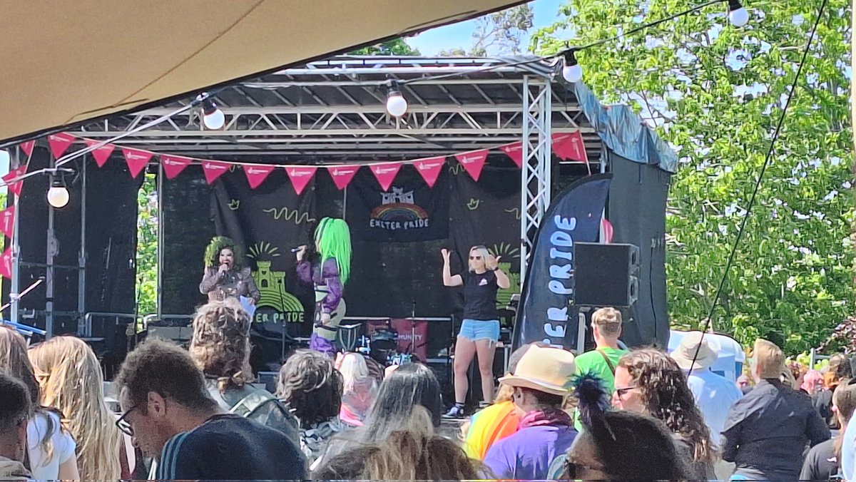 Matts_Tweeting's tweet image. there were tons of beautiful people at #ExeterPride today in all sorts of wonderful outfits. shout-out to the 🏳️‍🌈 Emos 👉👈
and #BSL translator
#pride
#LGBTQ
