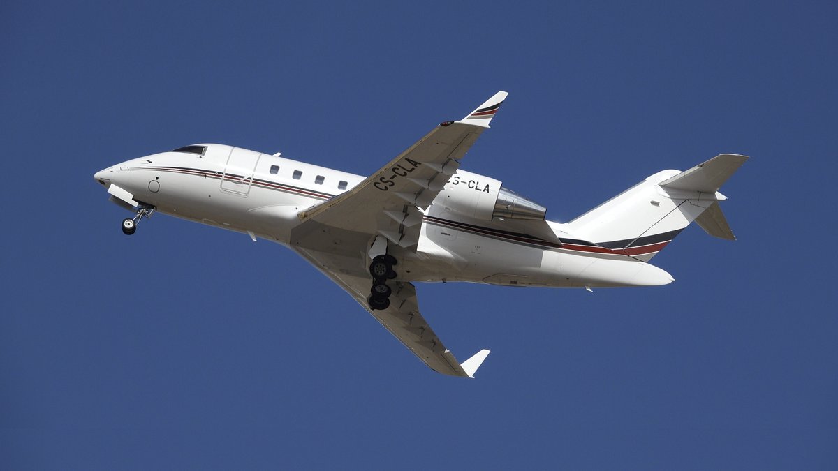 Espectacular privado 😍 Challenger 650 (CS-CLA) en @alcspotters @aerovlc <a href="/VLCspotters/">VLCspotters ✈️</a> <a href="/VLCmovements/">VLCmovements</a> <a href="/TORRECILLA13/">JARTA_PHOTO</a> <a href="/ertiodelatiza/">Francisco Bonilla Torres</a> <a href="/ormevictor1/">Victor</a> @flightvlc <a href="/LpezPeinado/">Pedro López Peinado</a> <a href="/SpottingAlc/">Spotting ALC</a>  <a href="/alberto_levc/">Alb</a> @ebusitano <a href="/Cristian_ALC/">Cristian_ALC 🇪🇸🚁🛩️✈️</a>
 #avgeek #aviation #aviationlovers
youtu.be/mP3EuIwM6t0