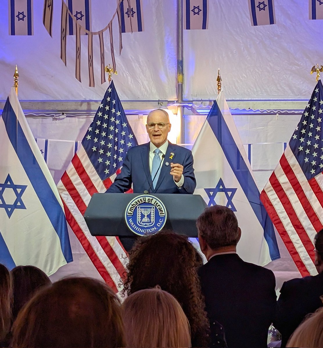 yaron_li's tweet image. This week @IsraelinUSA marked Israel's 77th Independence Day, a day filled with deep personal and national meaning.
On Independence Day, we celebrate the miracle of the Jewish people returning to their ancestral homeland after 2000 years.