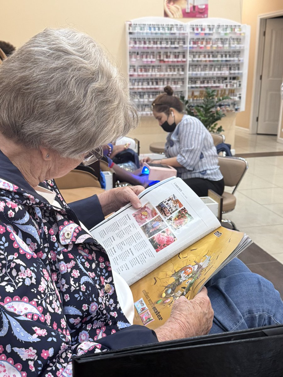 Katherine H  tweet media