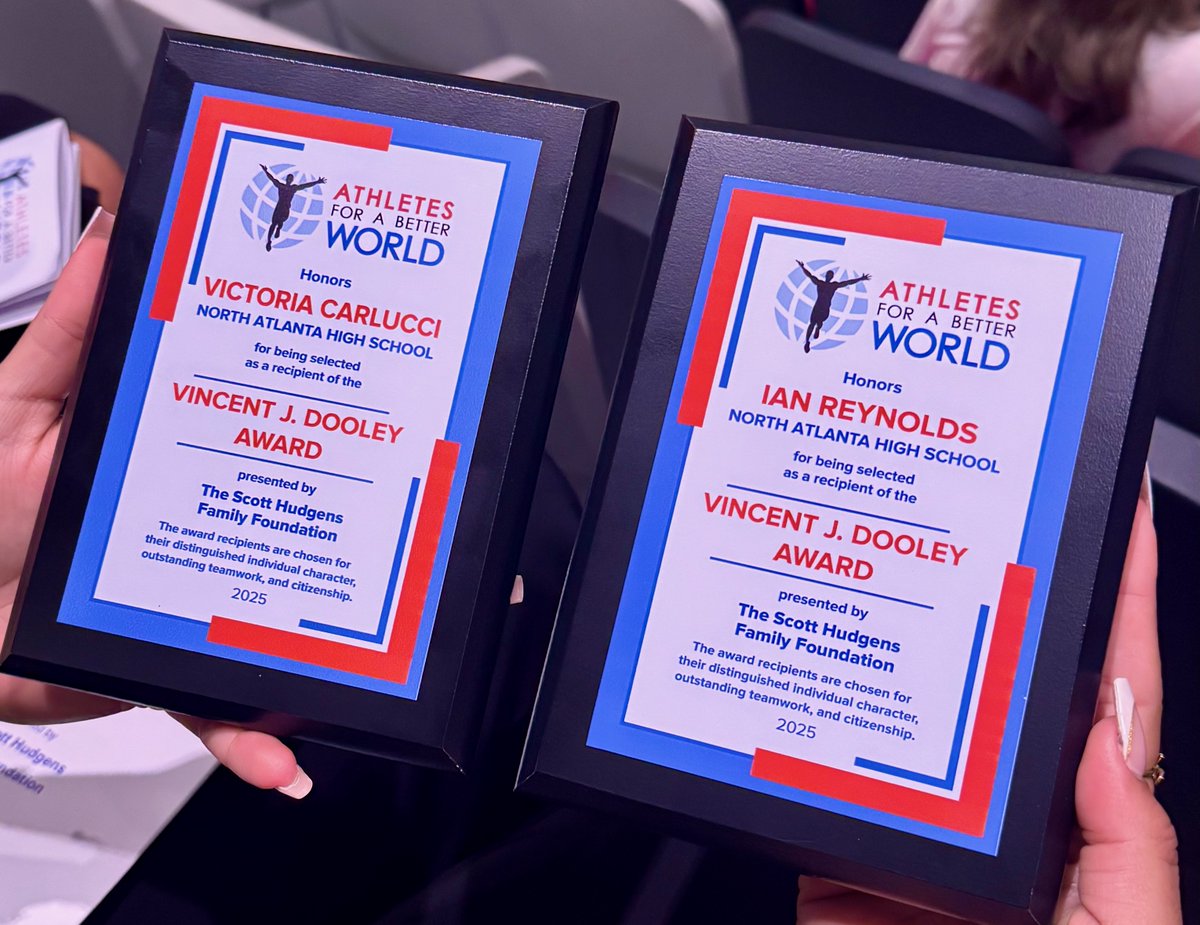 Congrats to Victoria Carlucci &amp; Ian Reynolds for receiving the Vincent J. Dooley Award at the Athletes for a Better World 18th Annual Scholarship Program! 
Both were recognized for their excellence in athletics, leadership, and as role models. #WarrFam  #DooleyAward
