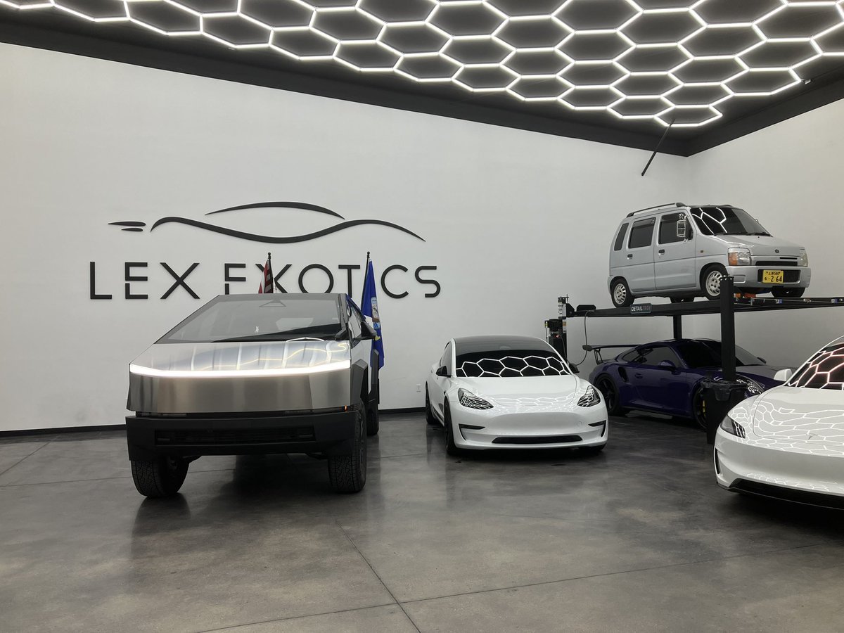 Great meetup in Lexington today! Saw a lot of familiar faces and a few new ones! Also got to meet <a href="/CyberKentuckian/">James - Cyber Kentuckian</a> - thank you for driving out to meet with us! We had all models except for the X show up! I love this community! 💪🏽⚡️