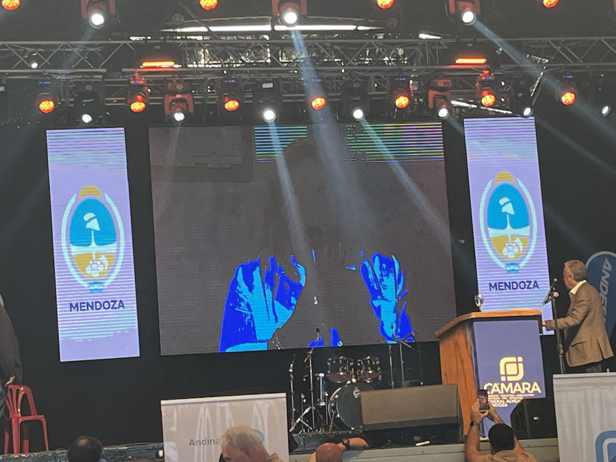 En el marco del almuerzo oficial de la 44 Fiesta Nacional de la Ganadería de zonas Áridas, se inauguró el acueducto Monte Comán-La Horqueta. Un gran aporte a la ganadería de Mendoza.