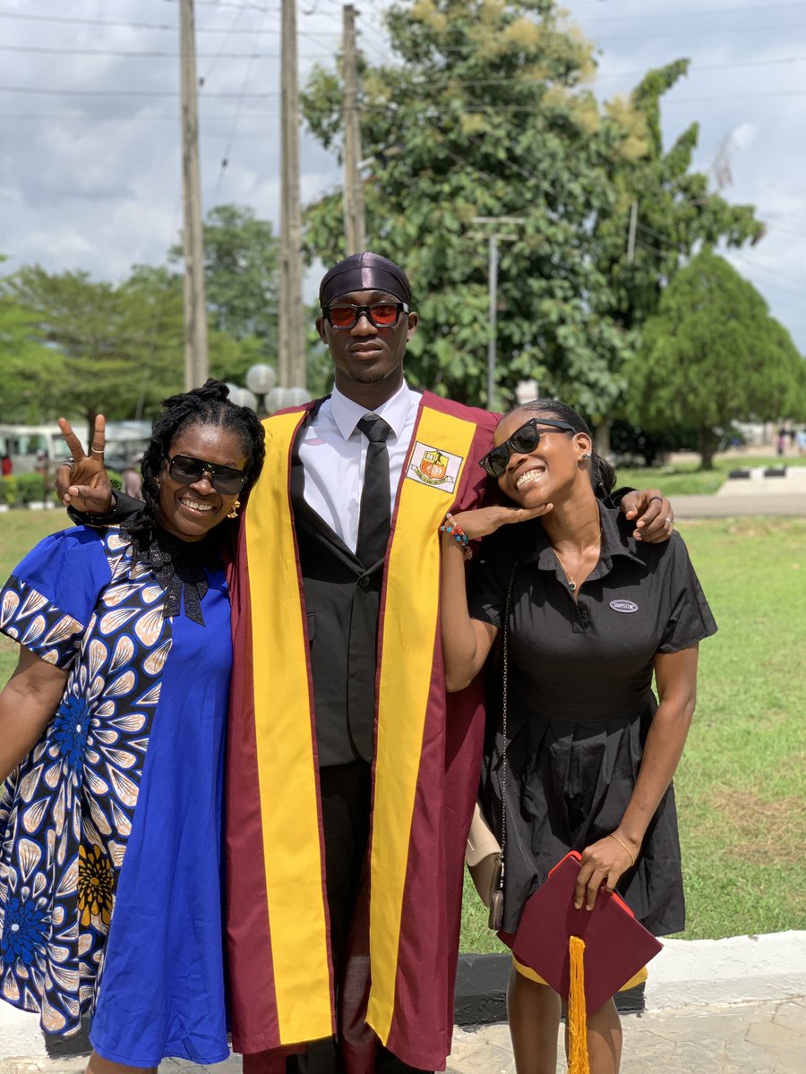 Datboiaintnice's tweet photo. A step at a time 🤝🏾 https://t.co/mzpda8wlUg