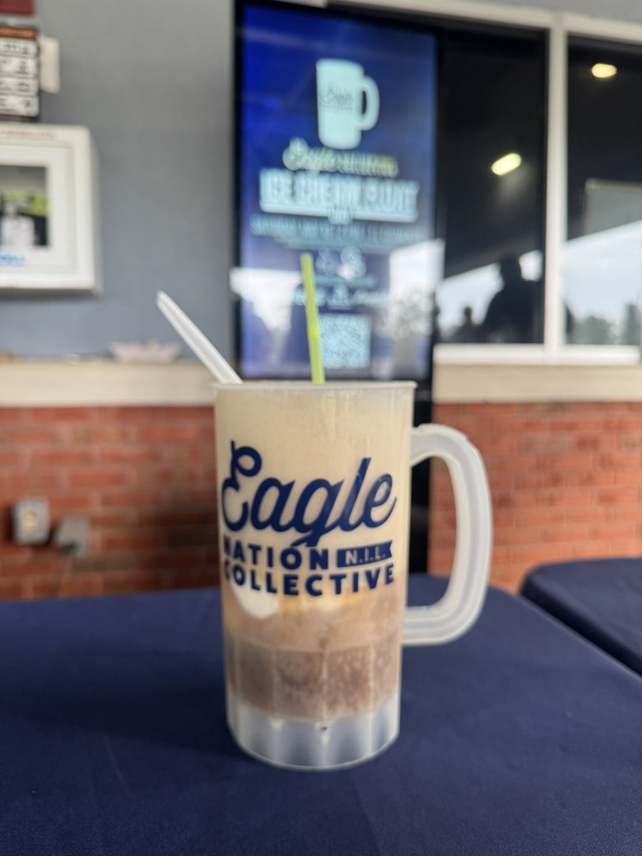 Eagle Nation Collective (@eaglenationnil) on Twitter photo Ice Cream Float Day was a success๐ฆ
Thank you to everyone who supported the Eagle Nation Collective today! We want to extend a special thank you to <a href="/GSAthletics/">Georgia Southern Athletics</a>, Coca-Cola, and Leopoldโs Ice Cream for helping us make this happen! Hail Southern! Ice Cream Float Day was a success๐ฆ
Thank you to everyone who supported the Eagle Nation Collective today! We want to extend a special thank you to <a href="/GSAthletics/">Georgia Southern Athletics</a>, Coca-Cola, and Leopoldโs Ice Cream for helping us make this happen! Hail Southern!