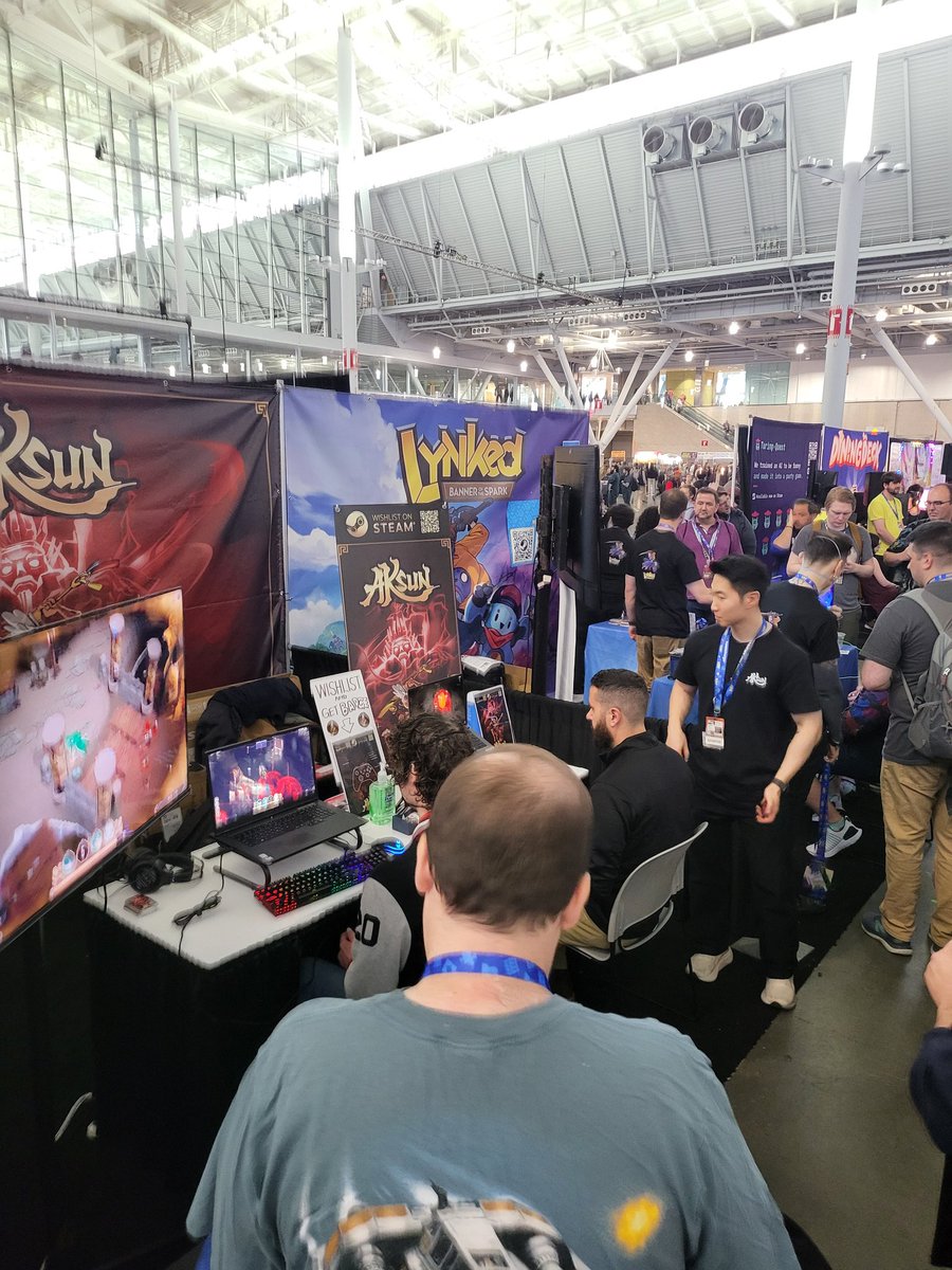 waywaystudio's tweet image. We changed our setup for the big day! Added a big screen! Check us out on booth 15115! #PAXEast #PAXEast2025 #Aksun #indiedev #indiegames