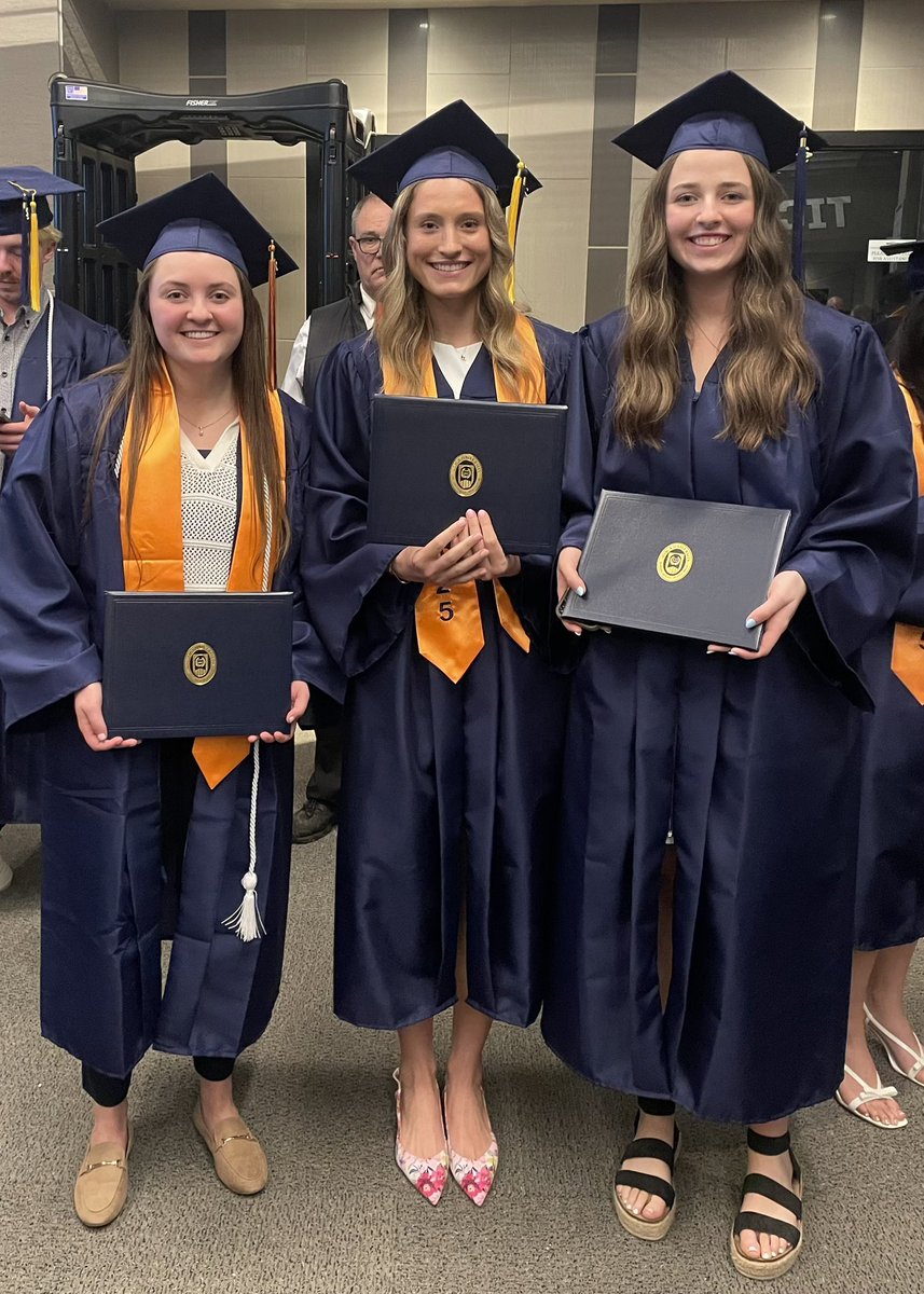 Utica Basketball (@uticahoops) on Twitter photo Congratulations to our three undergraduate players who graduated from Utica University last night! So proud of you all! ๐๐ผ๐๐ผ๐ซ๐๐๐งก Congratulations to our three undergraduate players who graduated from Utica University last night! So proud of you all! ๐๐ผ๐๐ผ๐ซ๐๐๐งก