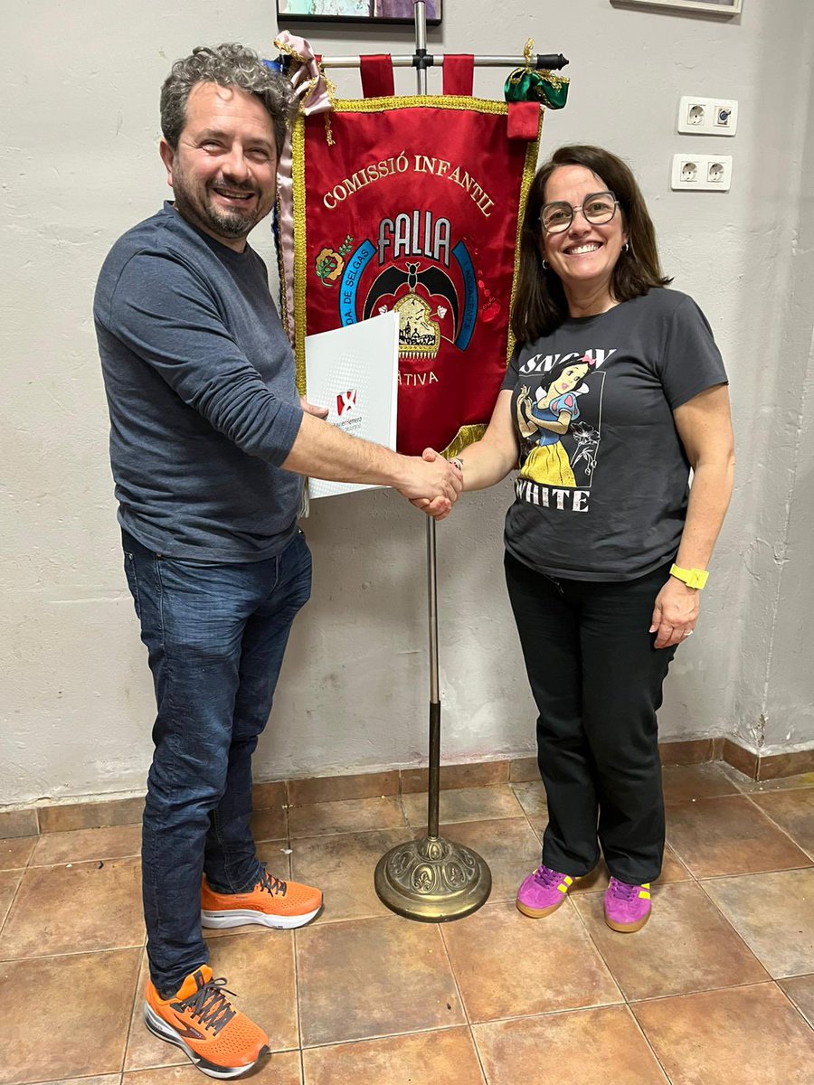 🎨🖌️ARTISTA FALLER 2026:🎨🖌️

❤️‍🔥Tenim el plaer de comunicar un any més que el nostre artista faller per al cadafal gran és <a href="/XavierHerrero/">Xavier Herrero</a>!

🤝🏽Des de la comissió estem molt satisfets de seguir conformant projectes junts.

🔜A per més èxits! 

#Falles2026 #FallesXàtiva