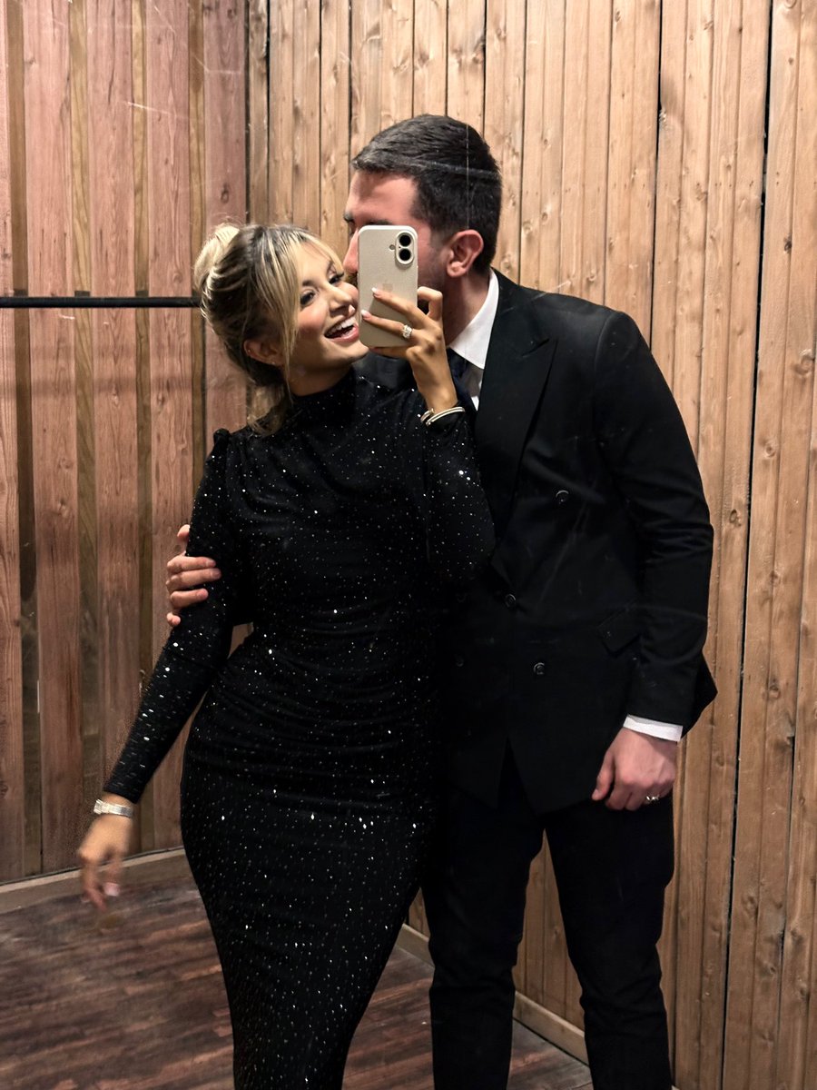 شوهر بودن خیلی بهت میاد سپهر، خوشحالم که شوهر منی🤍