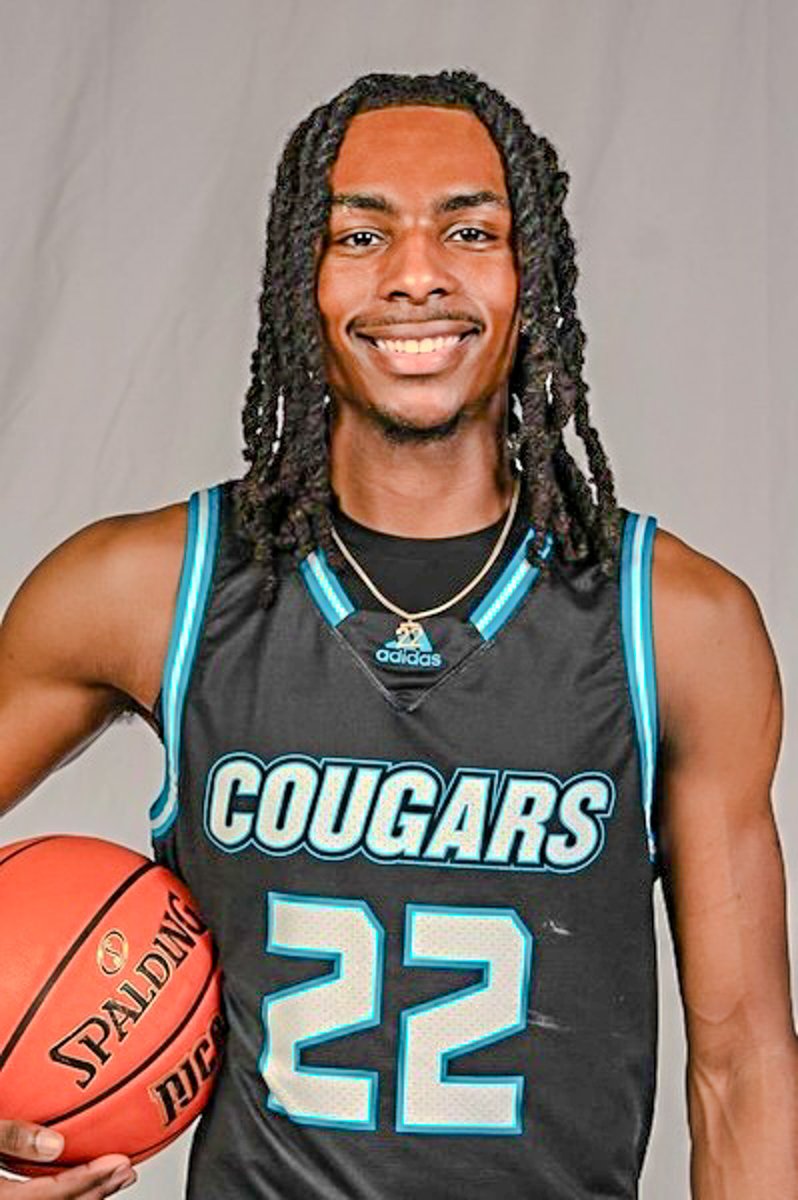 TRANSFERRED: Ramere Draper has transferred to Claflin University, a Division II program in Orangeburg, South Carolina.
Draper averaged 19 points per game last season at Kalamazoo Valley Community College. The 6-foot-4 forward graduated from Wyoming (Mich.) High School.