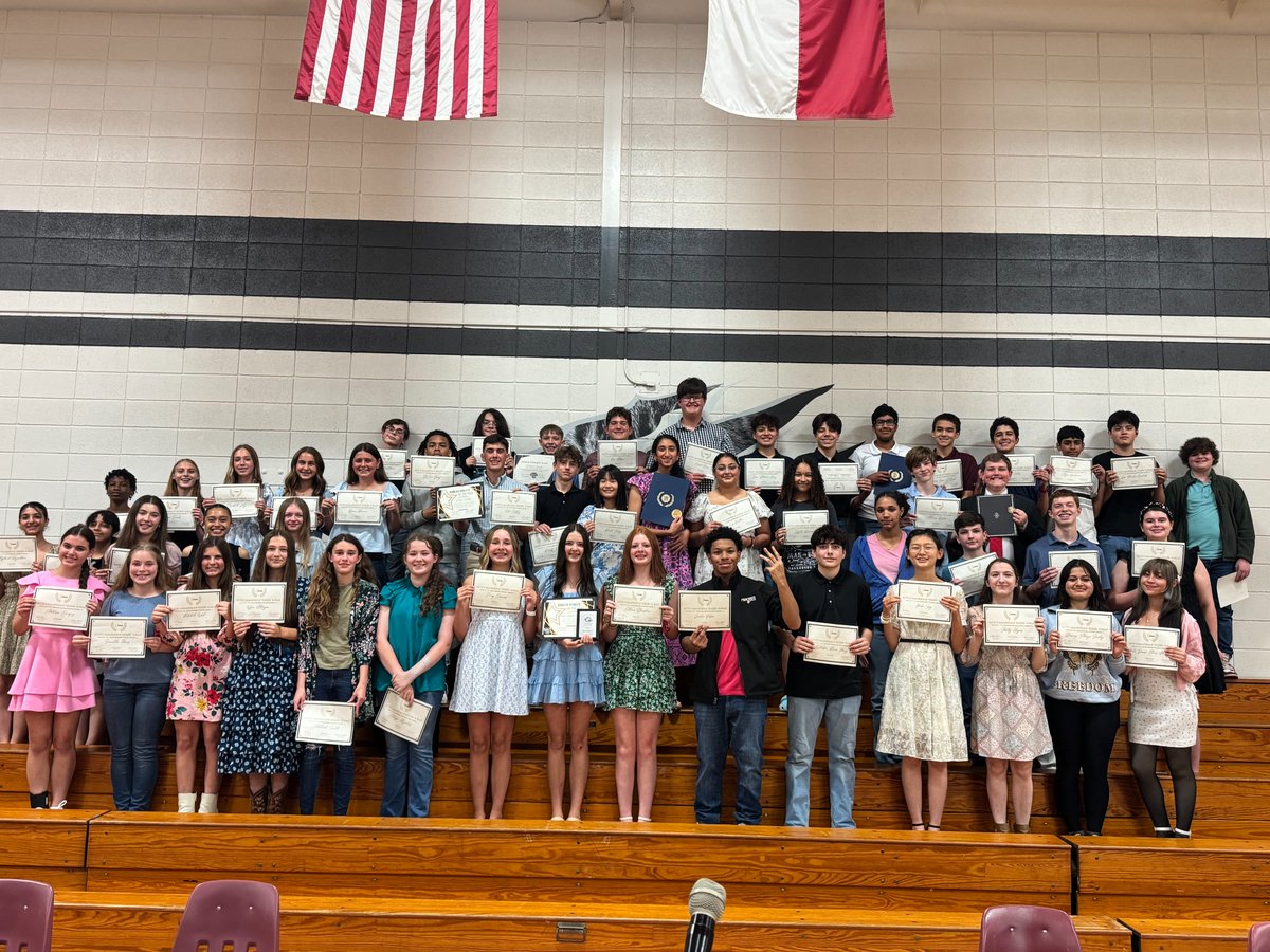 Huge congratulations to our Outstanding Student Award winners from 7th &amp; 8th grade! These students demonstrate leadership, responsibility, kindness, &amp; a commitment to excellence both in and out of the classroom. Their positive attitudes &amp; strong work ethic help them stand out!!